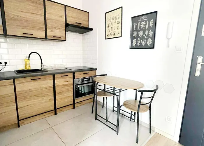 Host Legionow Apartman